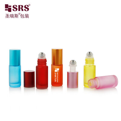 Kopen 5ml Groothandel Lege Custom Kleur Glazen Rollerfles Metalen Bal en Plastic Dop voor Reis Parfum Olie online manufacture