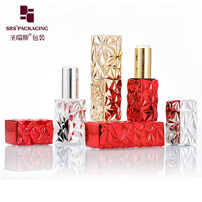 kopen 3.5g uniek ontwerp glanzend rood goud zilver luxe lege lippenstift container online manufacture